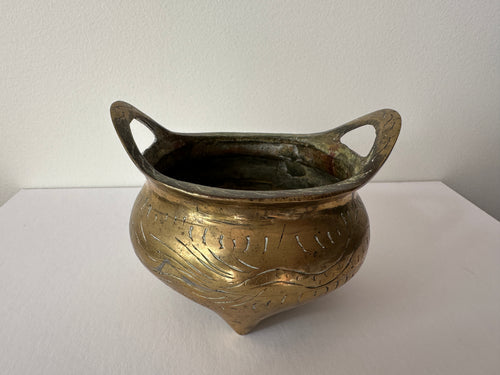 A Chinese Bronze Incense Burner (Ming dynasty Xuande year mark)